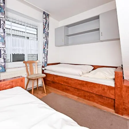 Haus Elfriede, Nordstrand 3 Appartement *